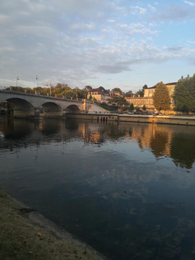 Chez Alex Et Sophie Villa Louzac-Saint-Andre ภายนอก รูปภาพ