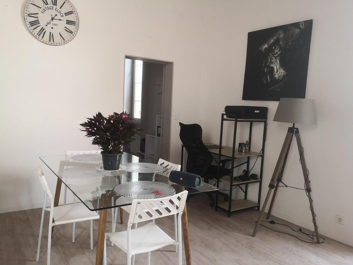 Chez Alex Et Sophie Villa Louzac-Saint-Andre ภายนอก รูปภาพ
